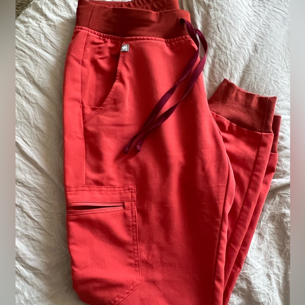 CLAY FIGS joggers- small petite